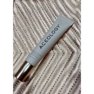 ACEOLOGY-NWT -  Passionfruit Refining Lip Scrub. Full Size/Sealed Product/No Boz